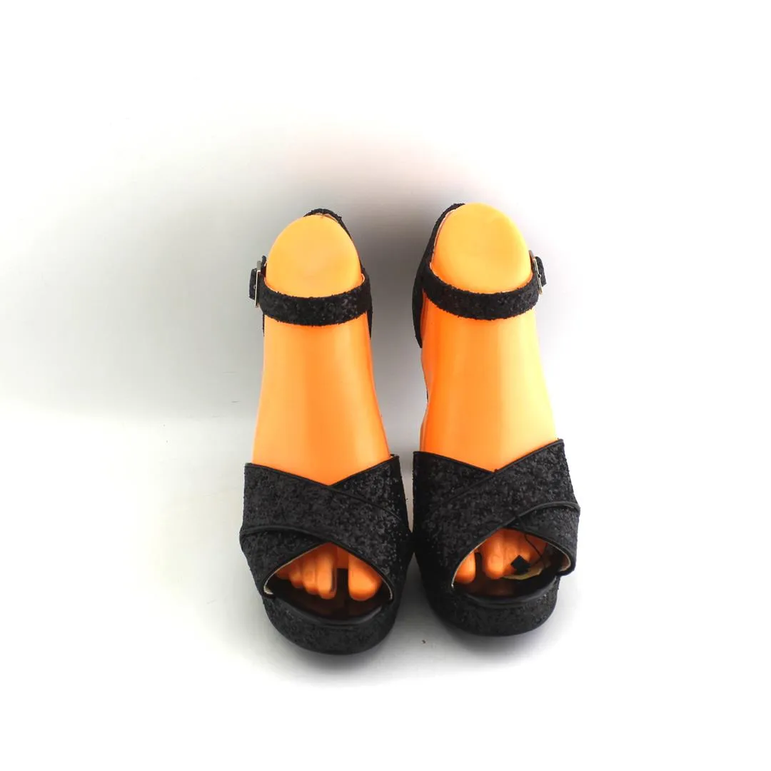 2 LIPS TOO BLAZE Nice High Heels