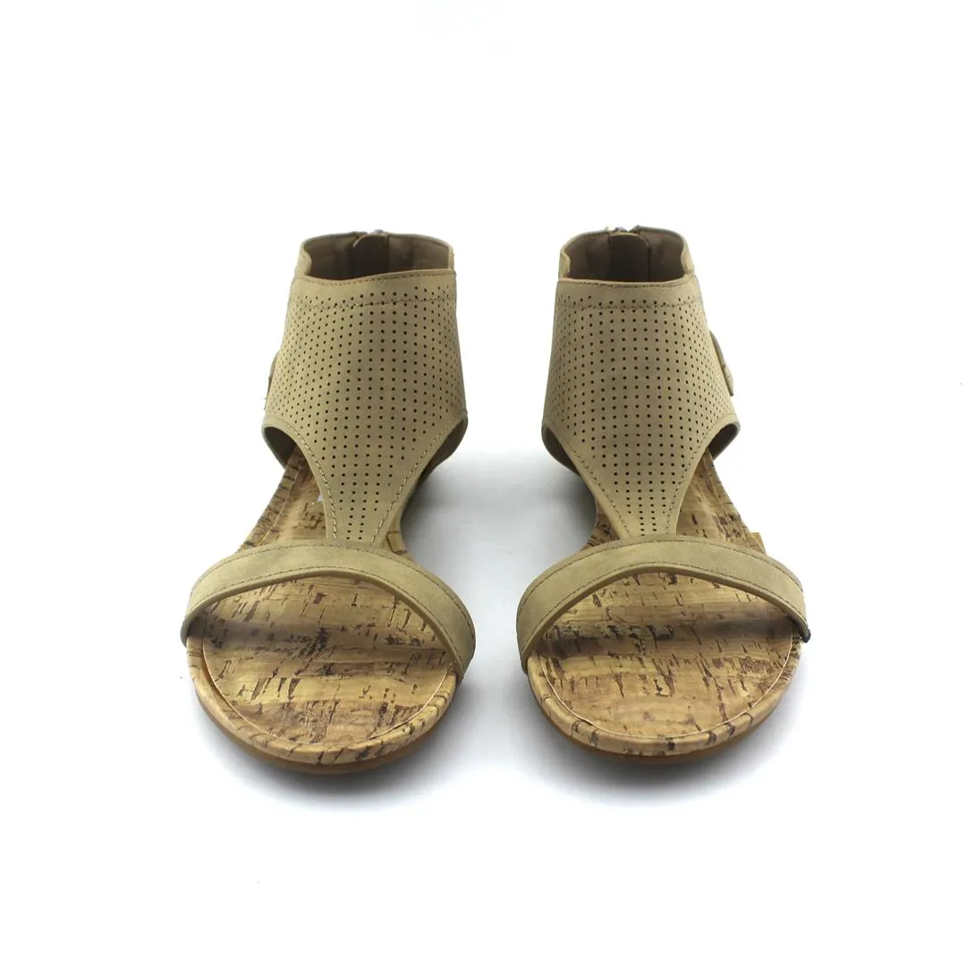 2 LIPS TOO CLOVER Chicks High Heels