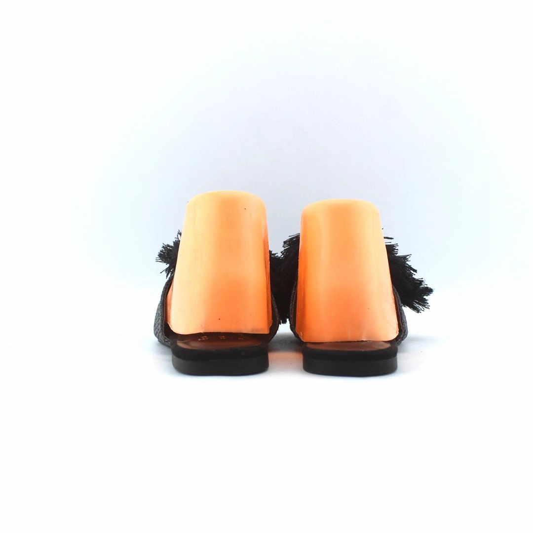 Slippers The Cat A.NEW DAY .