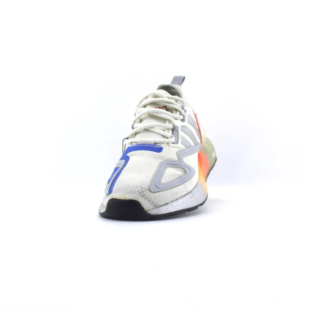 Invincible 3 Running Shoes ADIDAS NASA