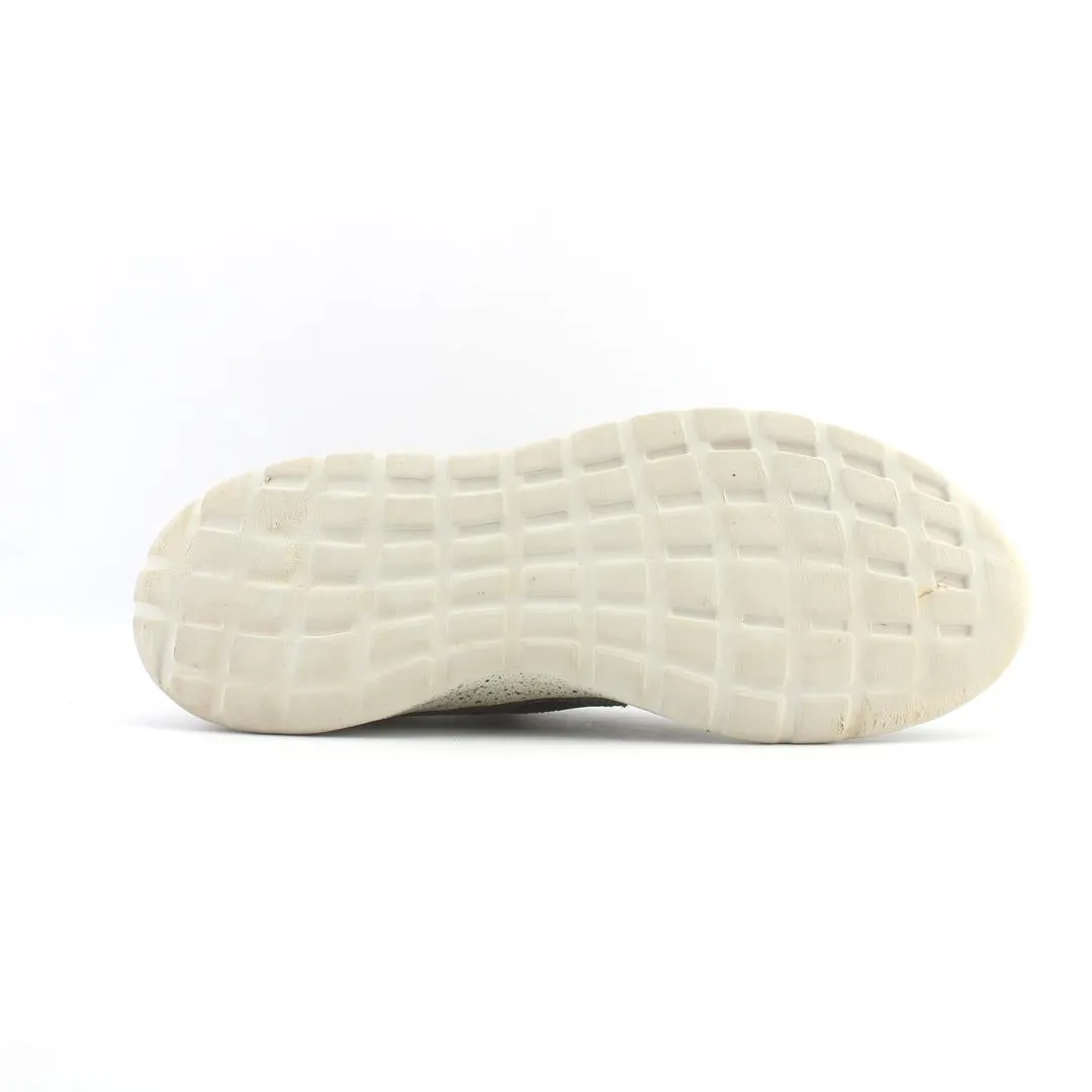 Lite Racer Adapt Running Shoe ADIDAS .