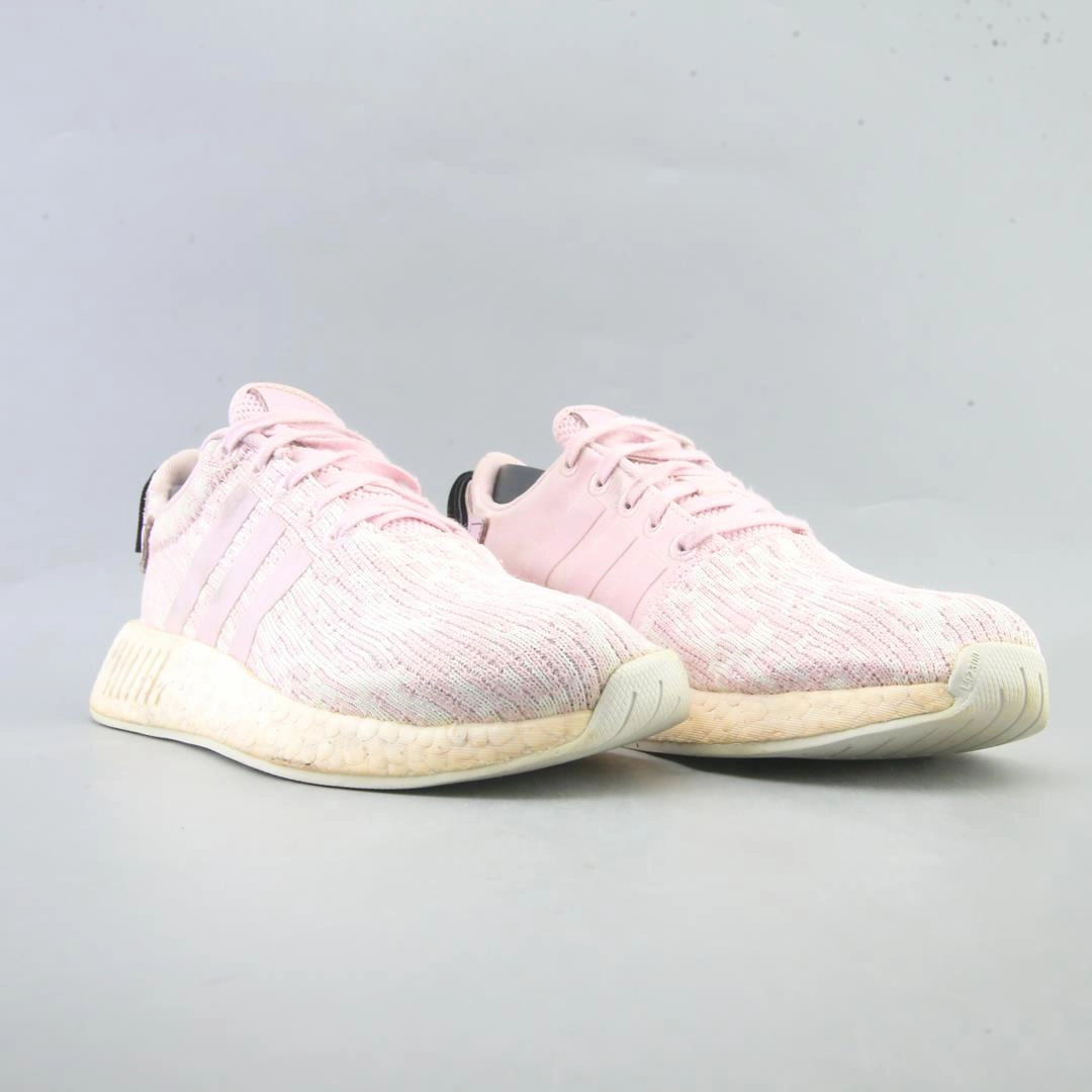 ADIDAS NMD R2 Vomero 5 Running Shoes