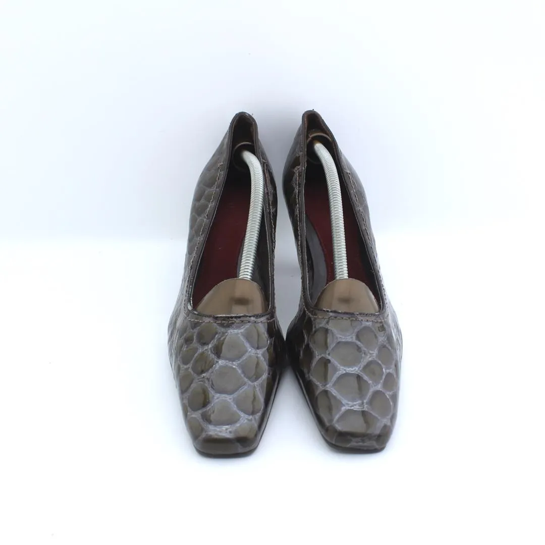 AEROSOLES . High Heel Shoe