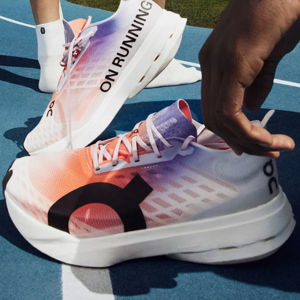 Max Air Running Shoes On Cloudboom Strike Men's Running Shoe - White/Black