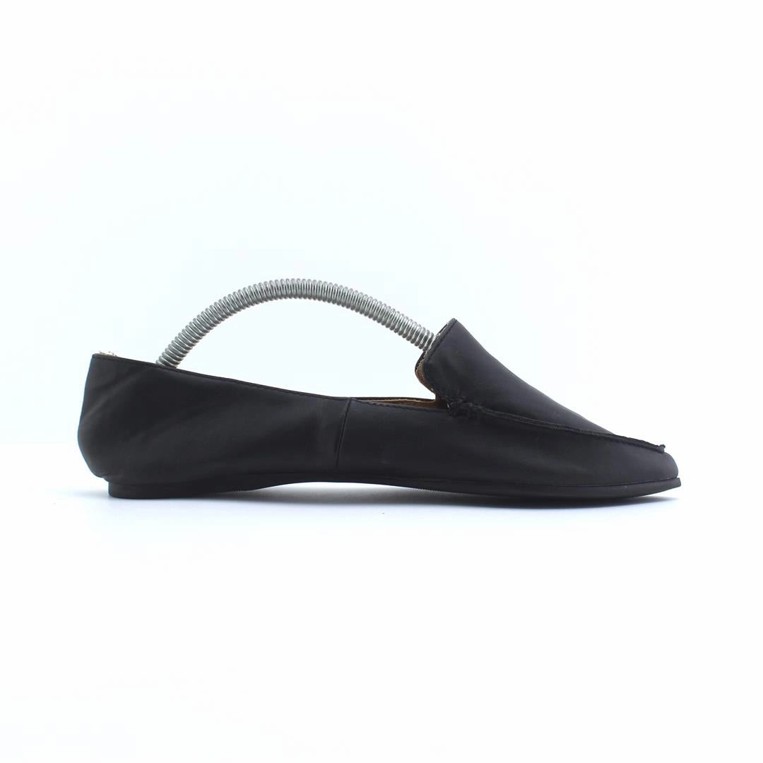 A NEWDAY . Cirro Slides