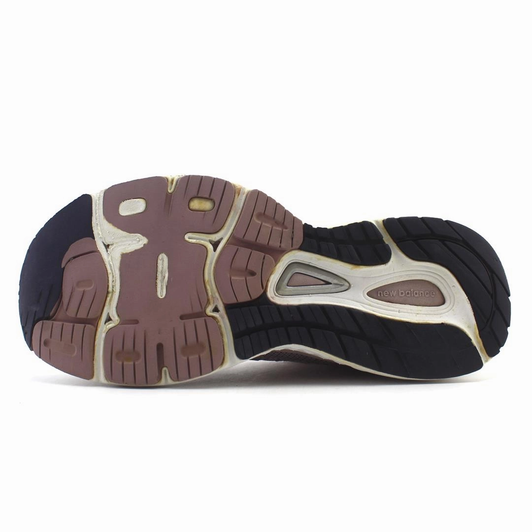 New Balance 550 White Black Grey NEW BALANCE 880V9