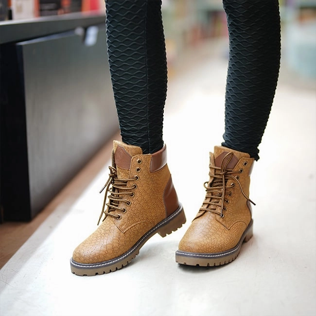 Most Comfortable Snow Boots Bacca Bucci WOMEN Genuine-Leather High-Ankle Chukka Boots | Model Name: VIENNA