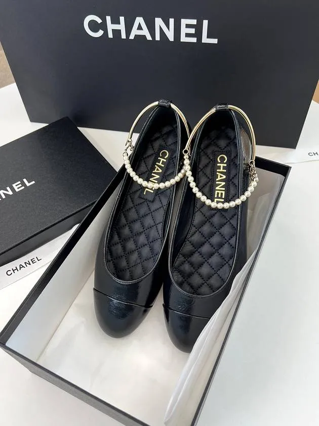 Ballerina Flat Shiny Lambskin Metal Imitation Pearls & Black Chanel Flat Wide Width Shoes