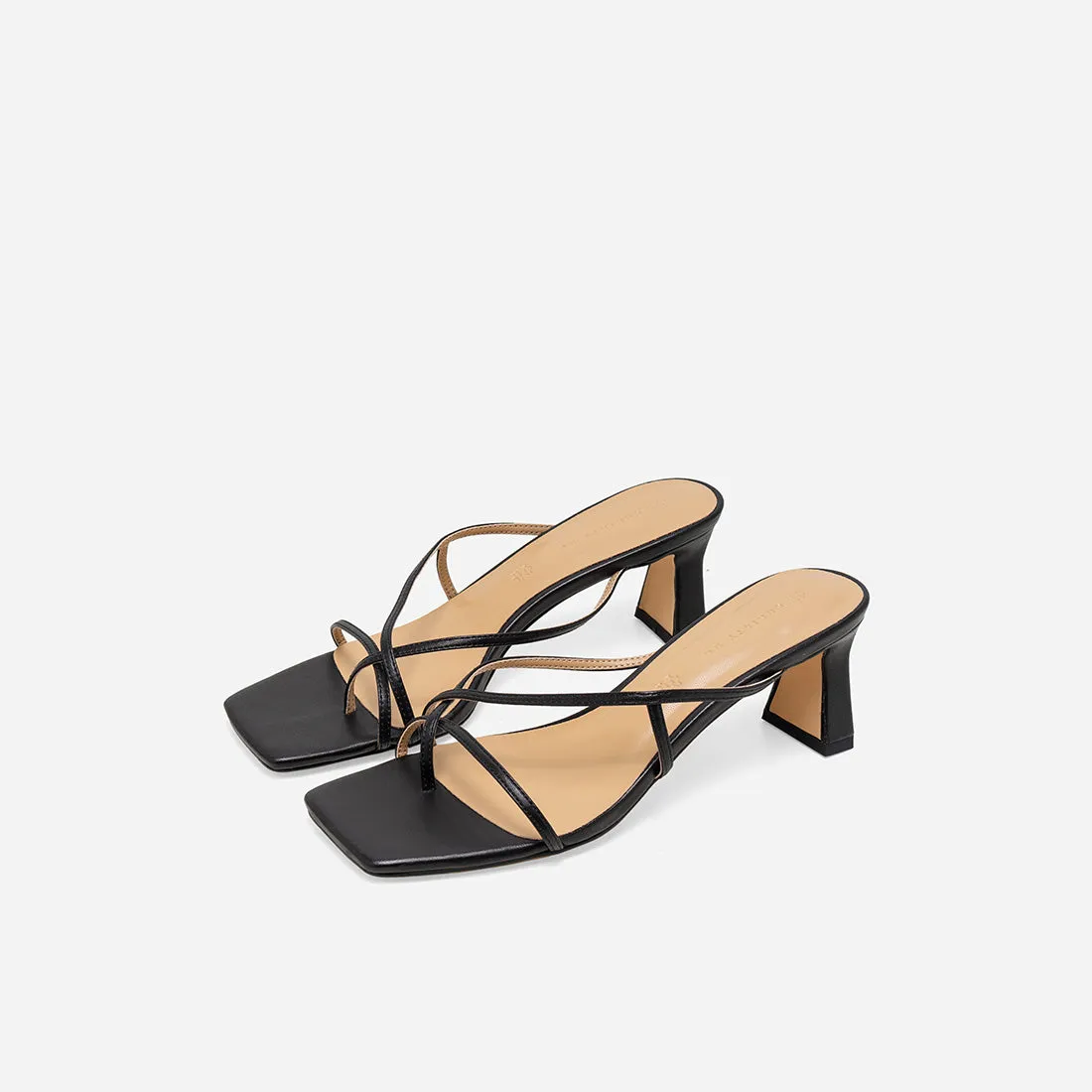 Lotte Strappy Sandals Woody Sandals