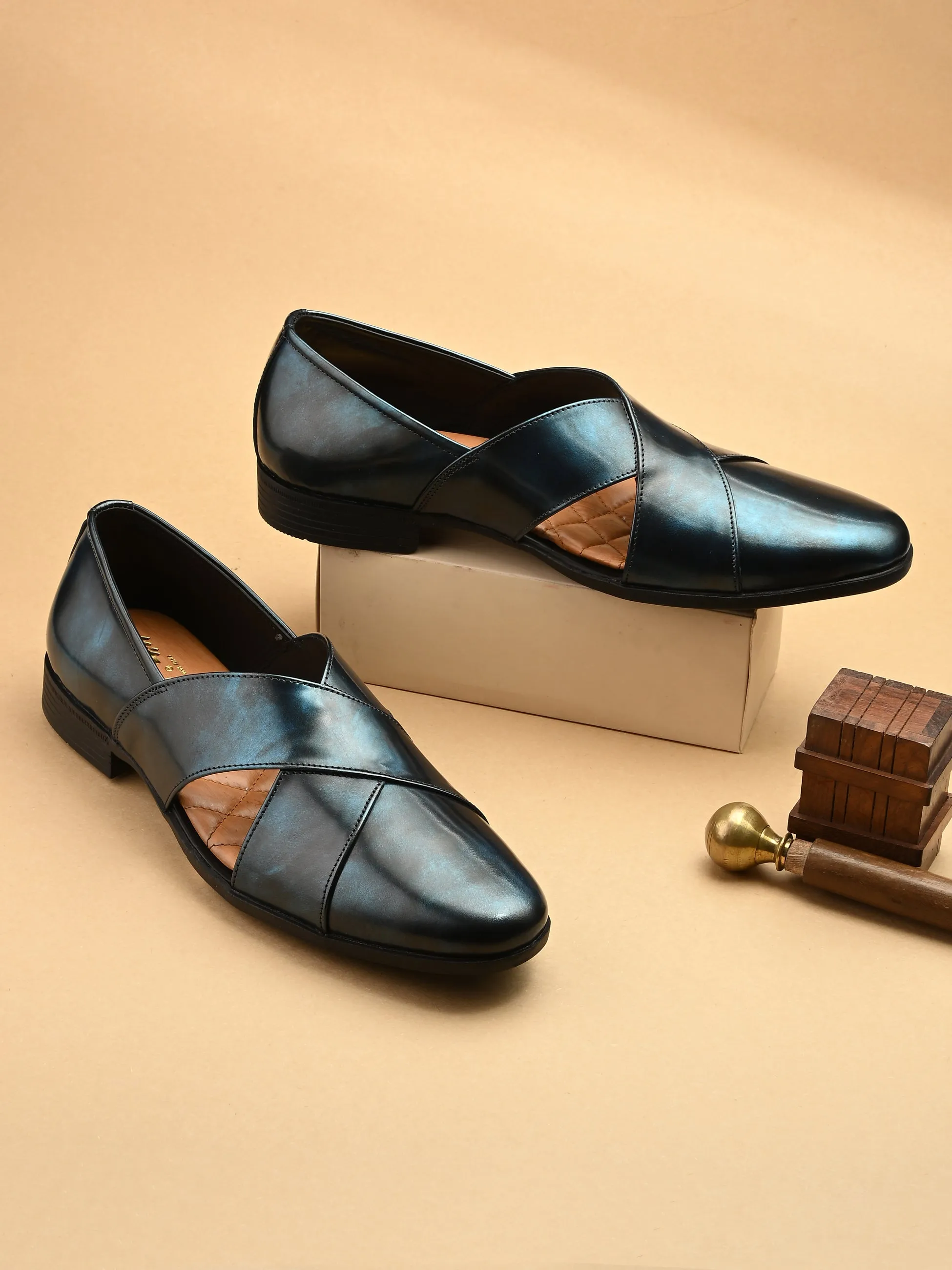 Behrouz Ethnic Leather Shoes Sandals South Coast Resort Whitehouse