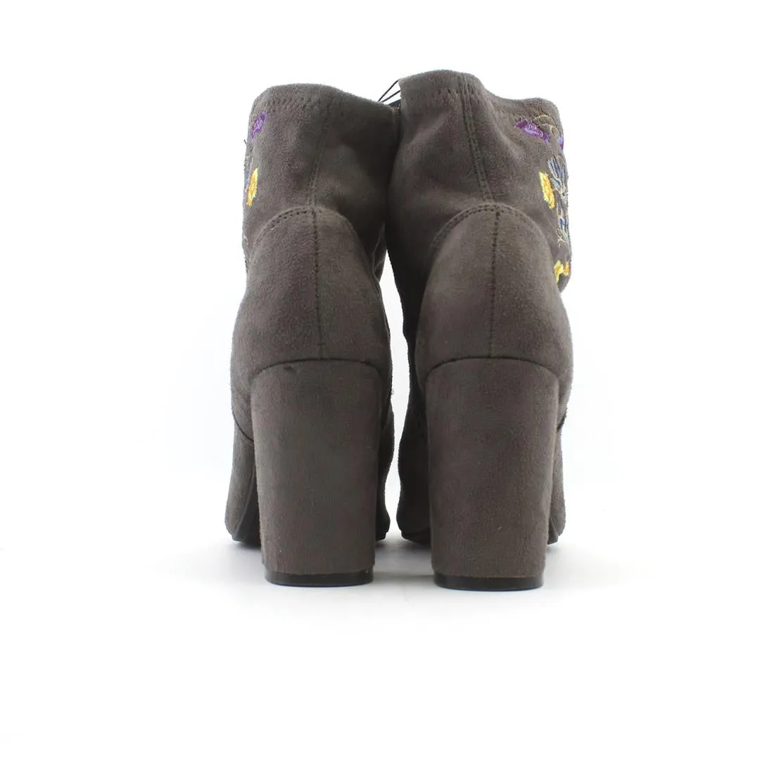 High Heel Shoe Christmas Tree Ornaments CARLOS .