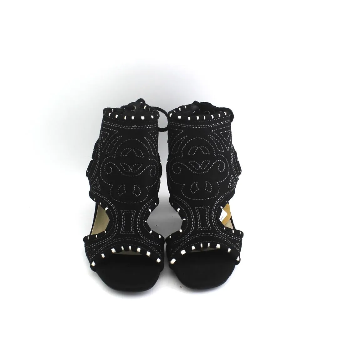 2 LIPS TOO MIKA BLACK High Heels Bed