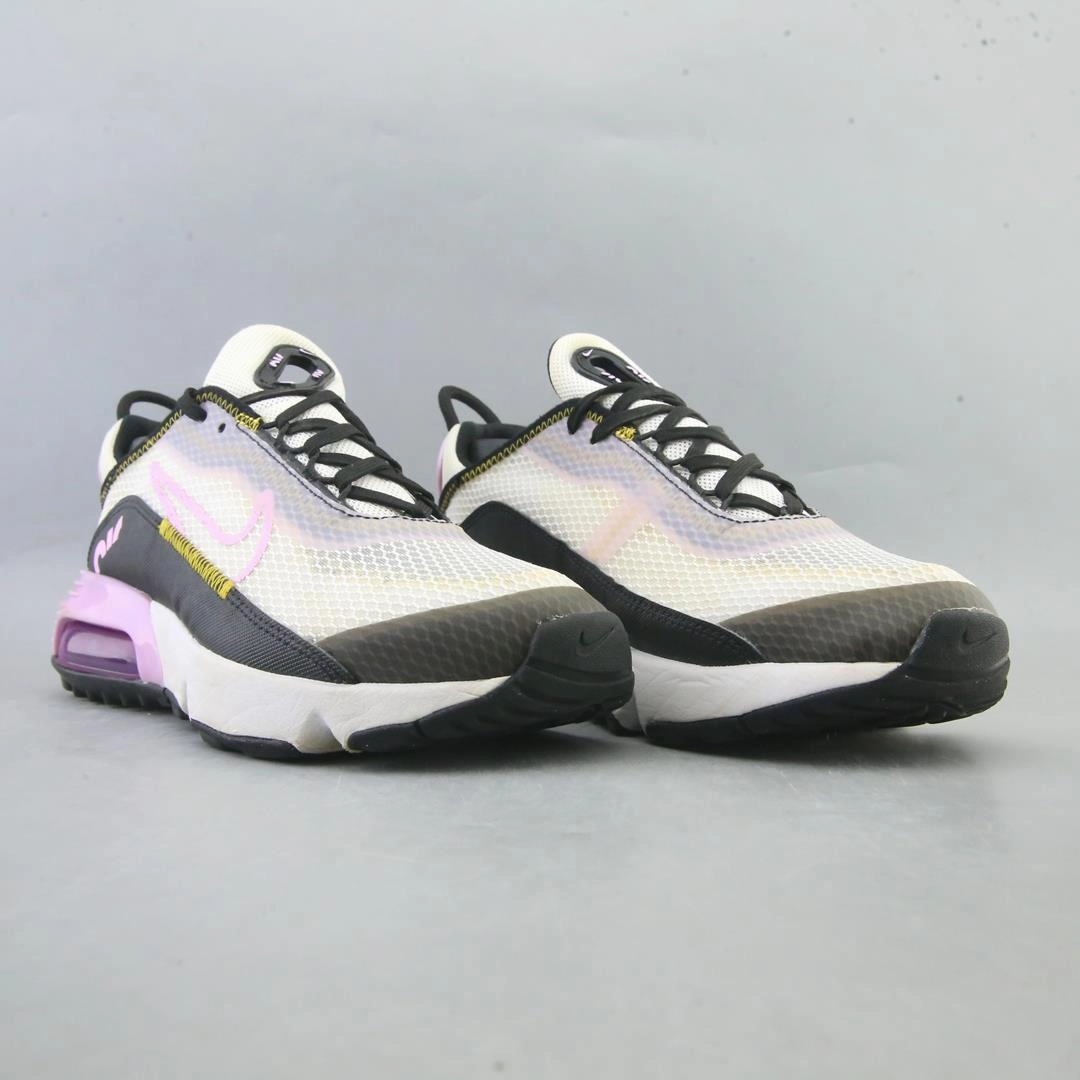 NIKE AIR MAX 2090 Vaporfly 3 Running Shoes