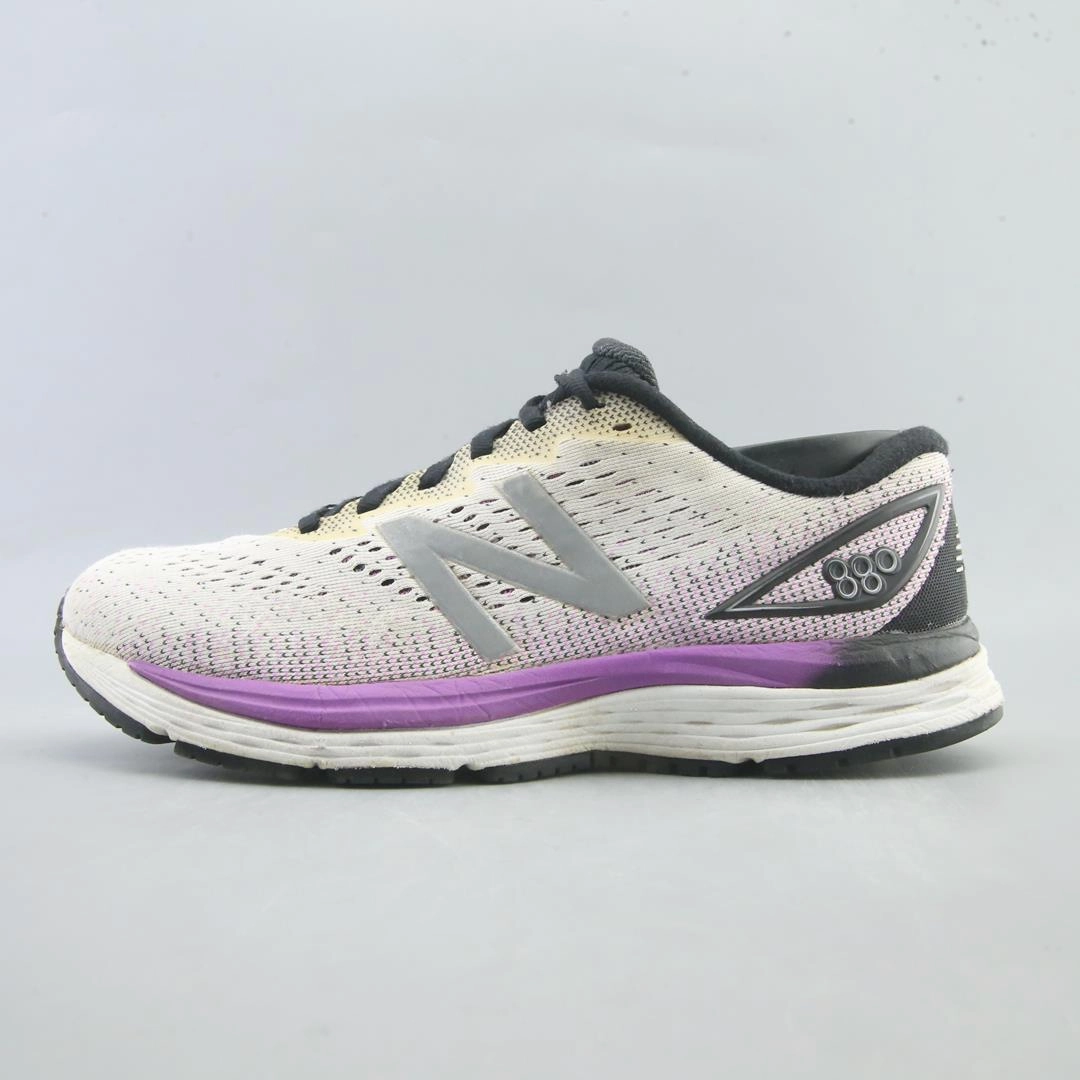 NEW BALANCE 880V9 New Balance.loafer