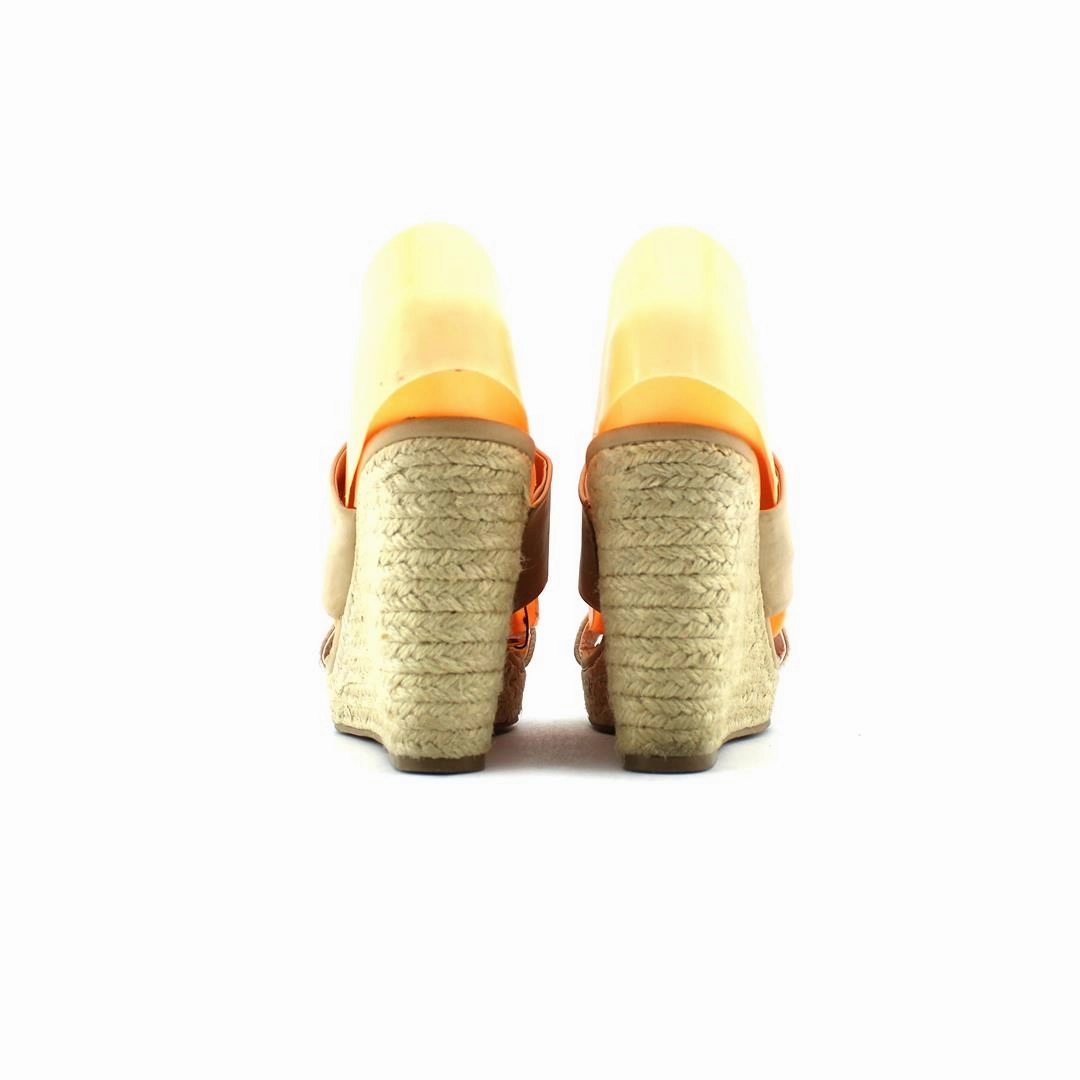 A.NEW DAY . Snowclog Slippers