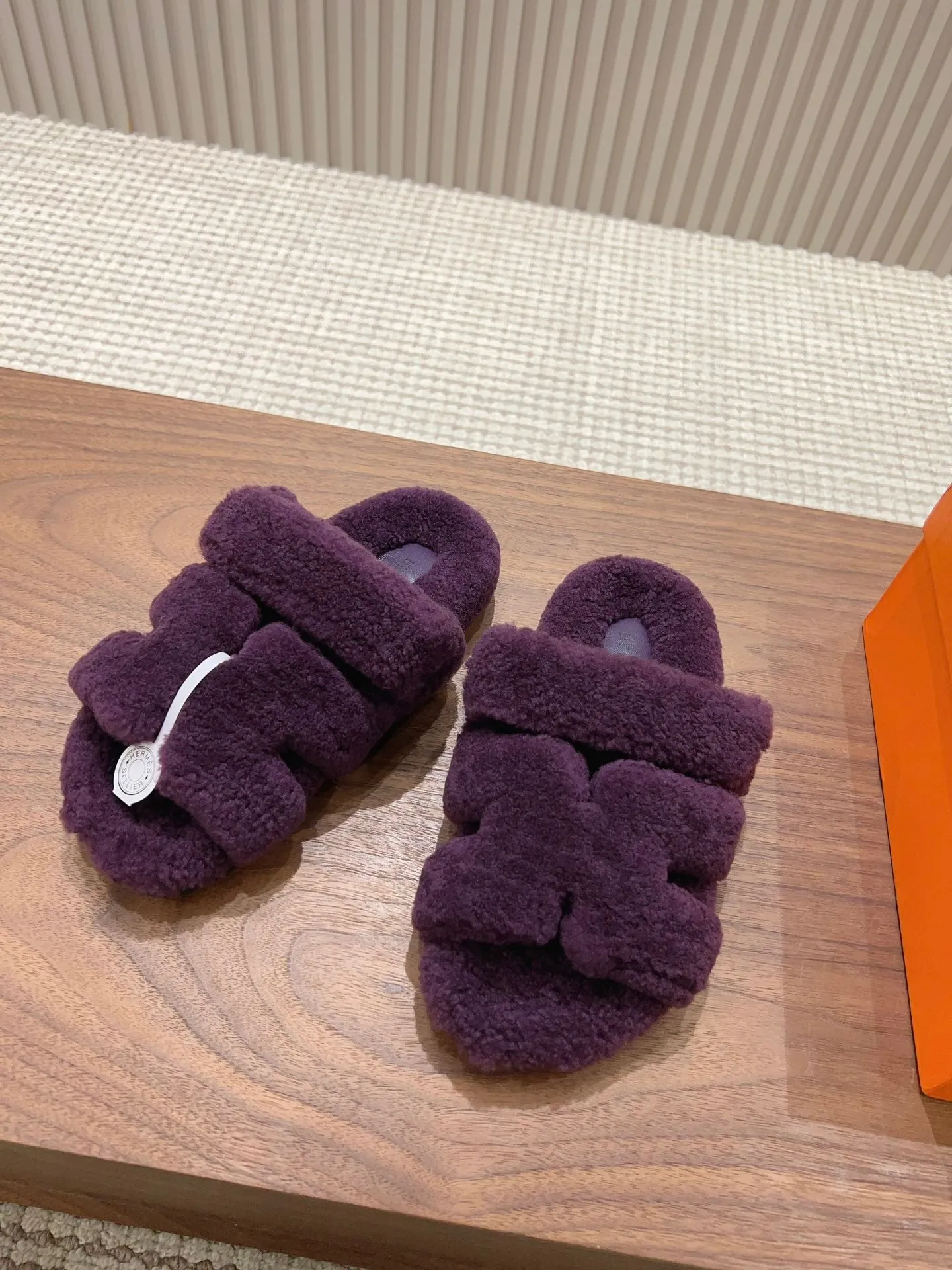 SE1233 H Chypre Sandal / Size5-10 Dana Sandals