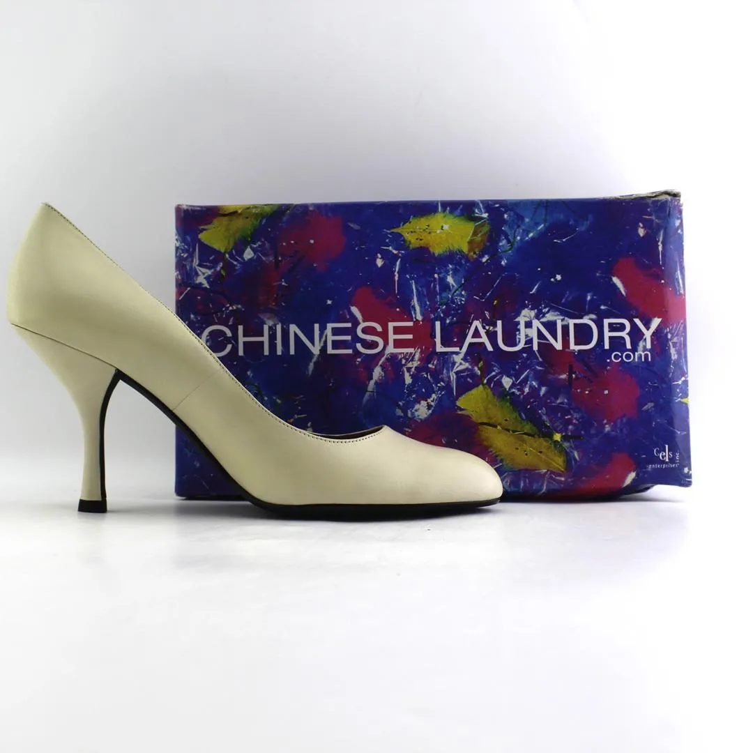 CHINESE LAUNDRY YANNI Heels Porn