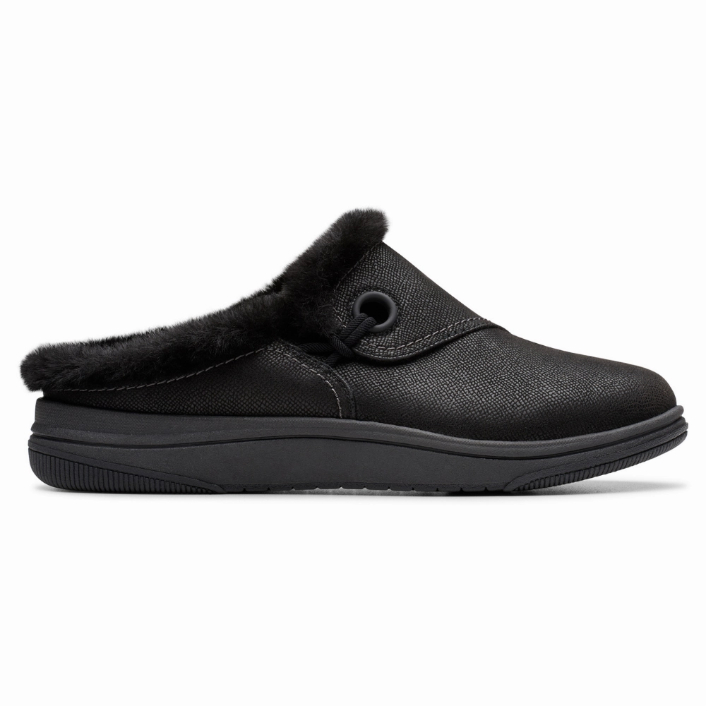 Pretty Slippers Clarks Breeze Myth Black Clog (Women's)