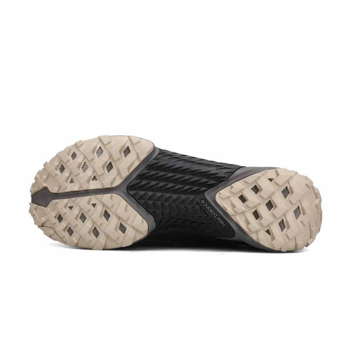 Minimus Trail 'Black' Orange New Balance Cleats