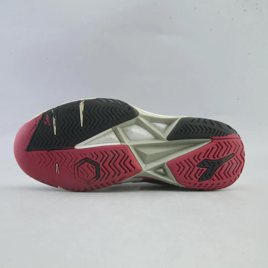 On Roger Tennis Shoes DIADORA SPEEDPROME