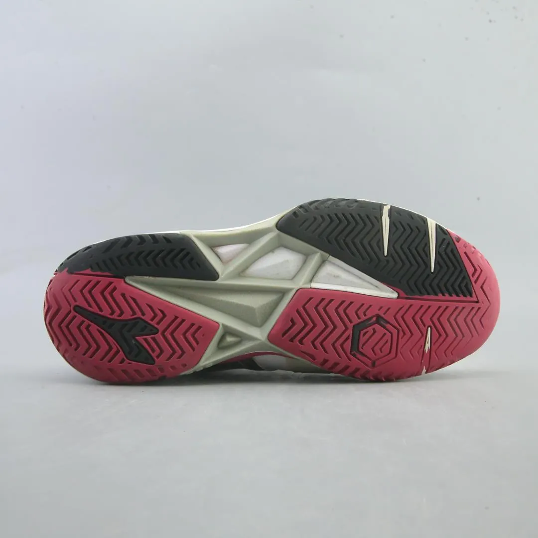 Gray Tennis Shoes DIADORA SPEEDPROME