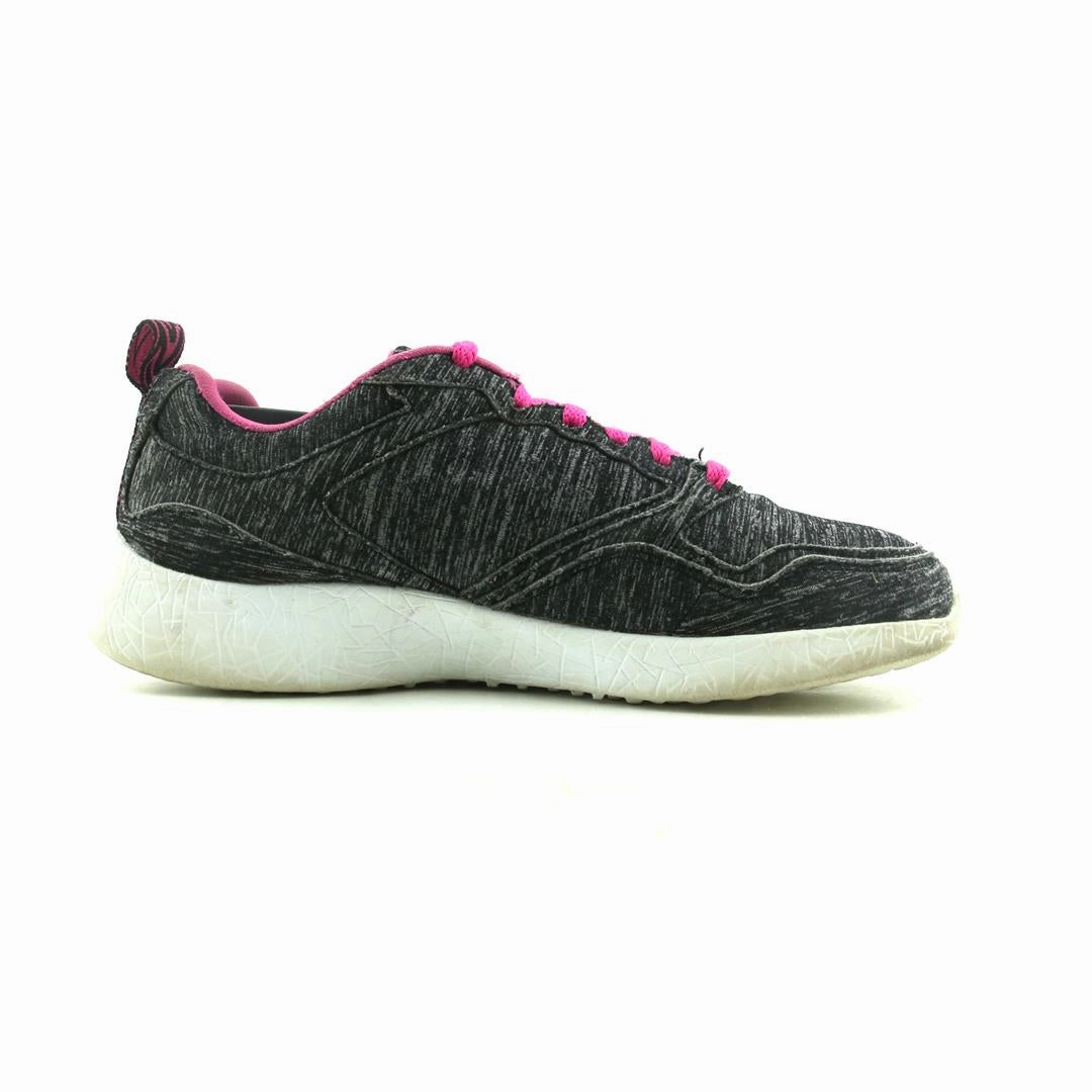 SKECHERS MEMORY FOAM Good Marathon Running Shoes