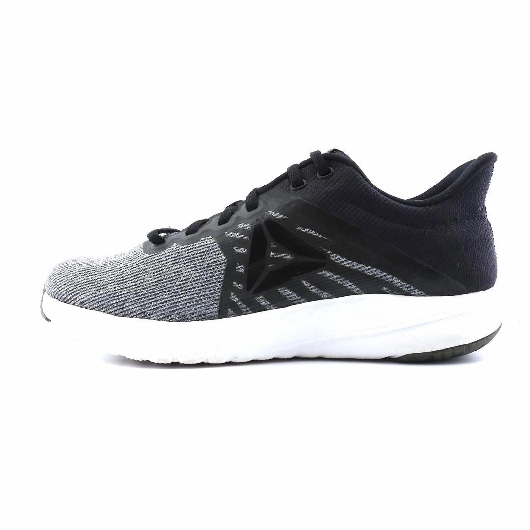 REEBOK DISTANCE 3.0 Best Running Shoes For Feet