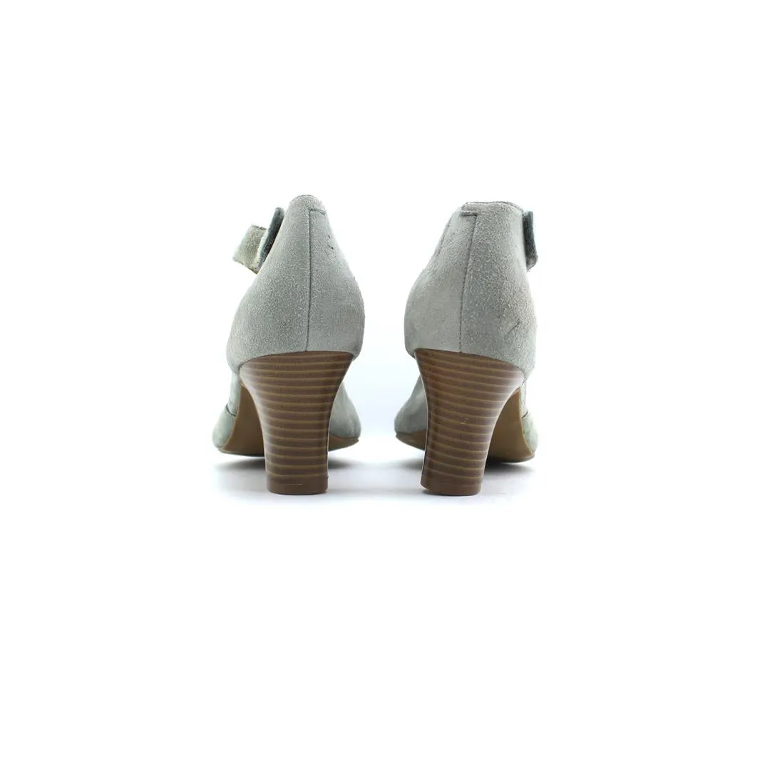 Hot Mess In High Heels EASY SPIRIT .