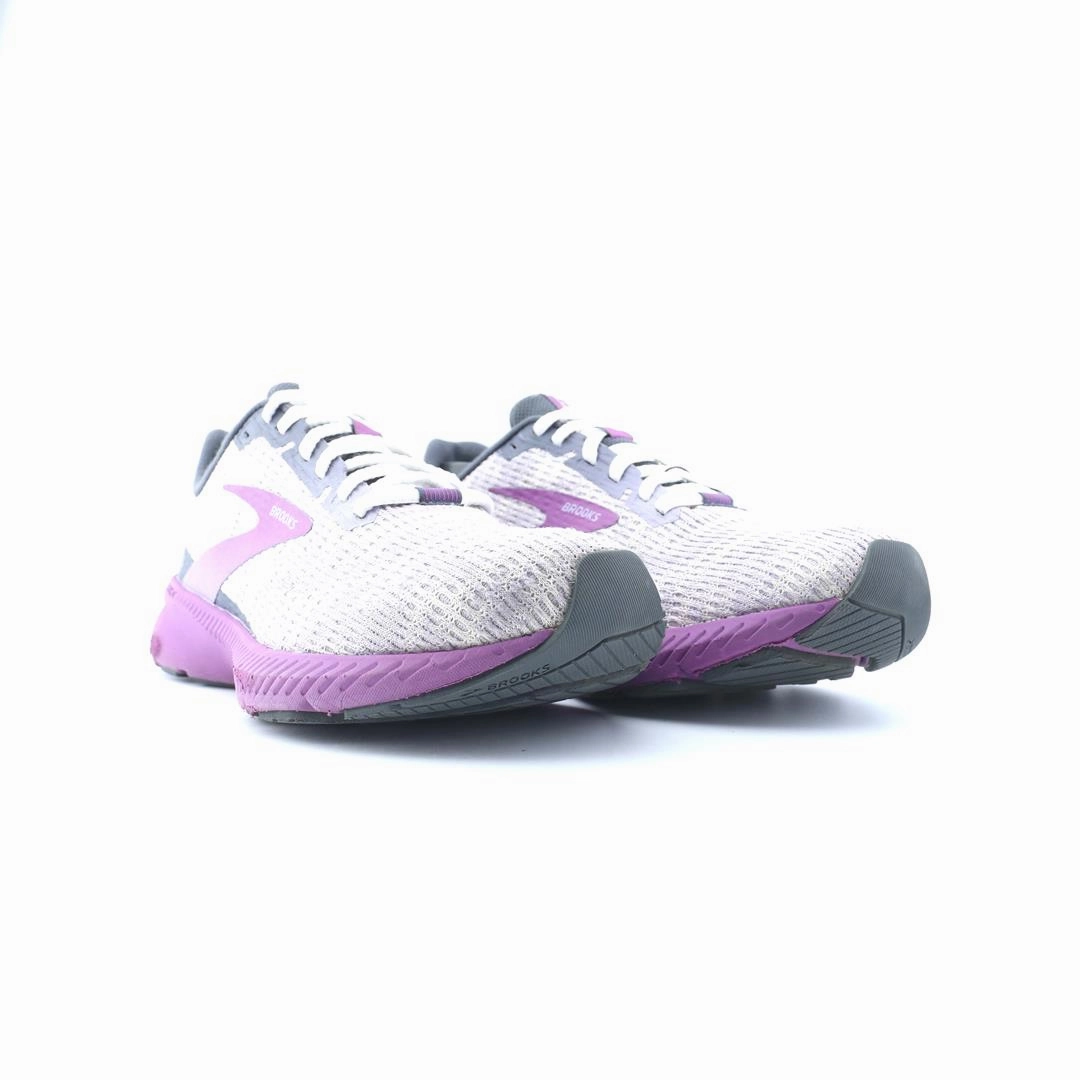 BROOKS LAUNCH 9 Sporting Goods Running Shoes