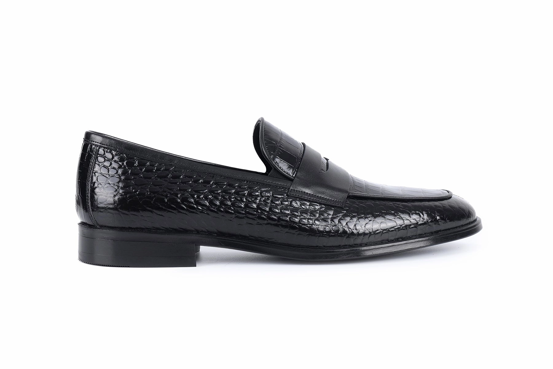 Boat Shoes Or Loafers Carmine Apron Toe Penny Loafers