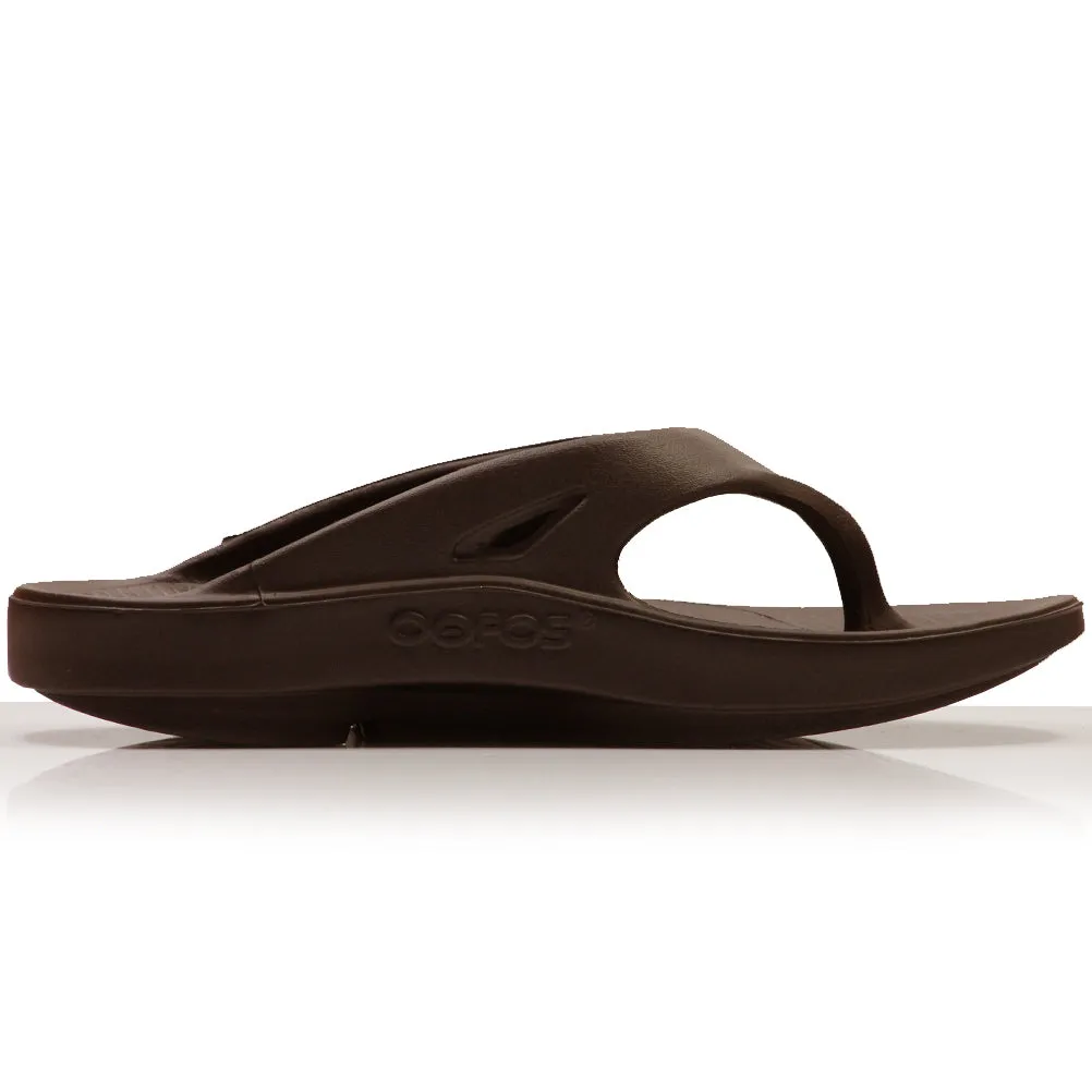 Running Shoe Finder OOfos Men's OOriginal Recovery Flip - Mocha
