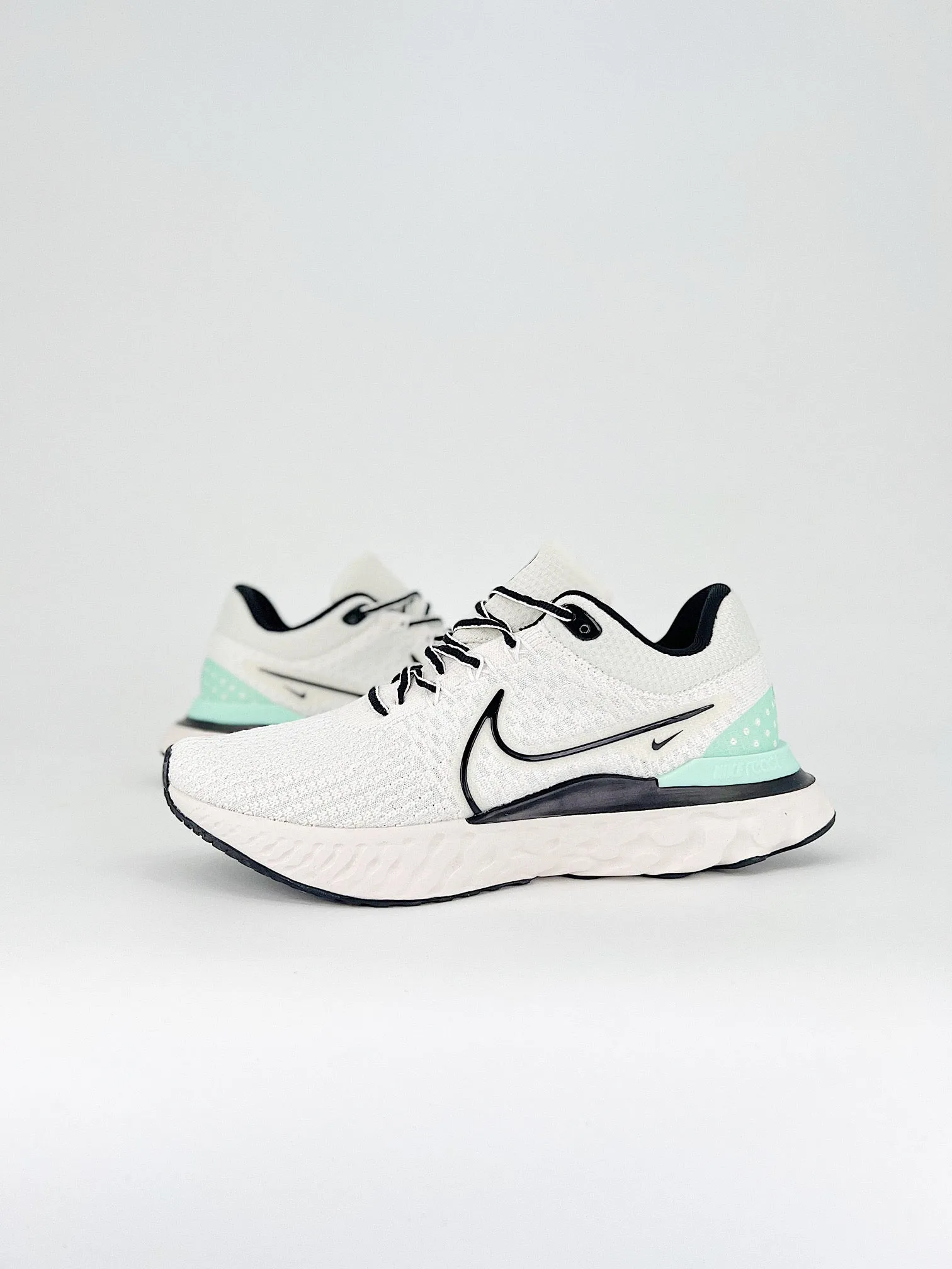 Nike Infnity React 3 Premium Nike Collaborations Shoes