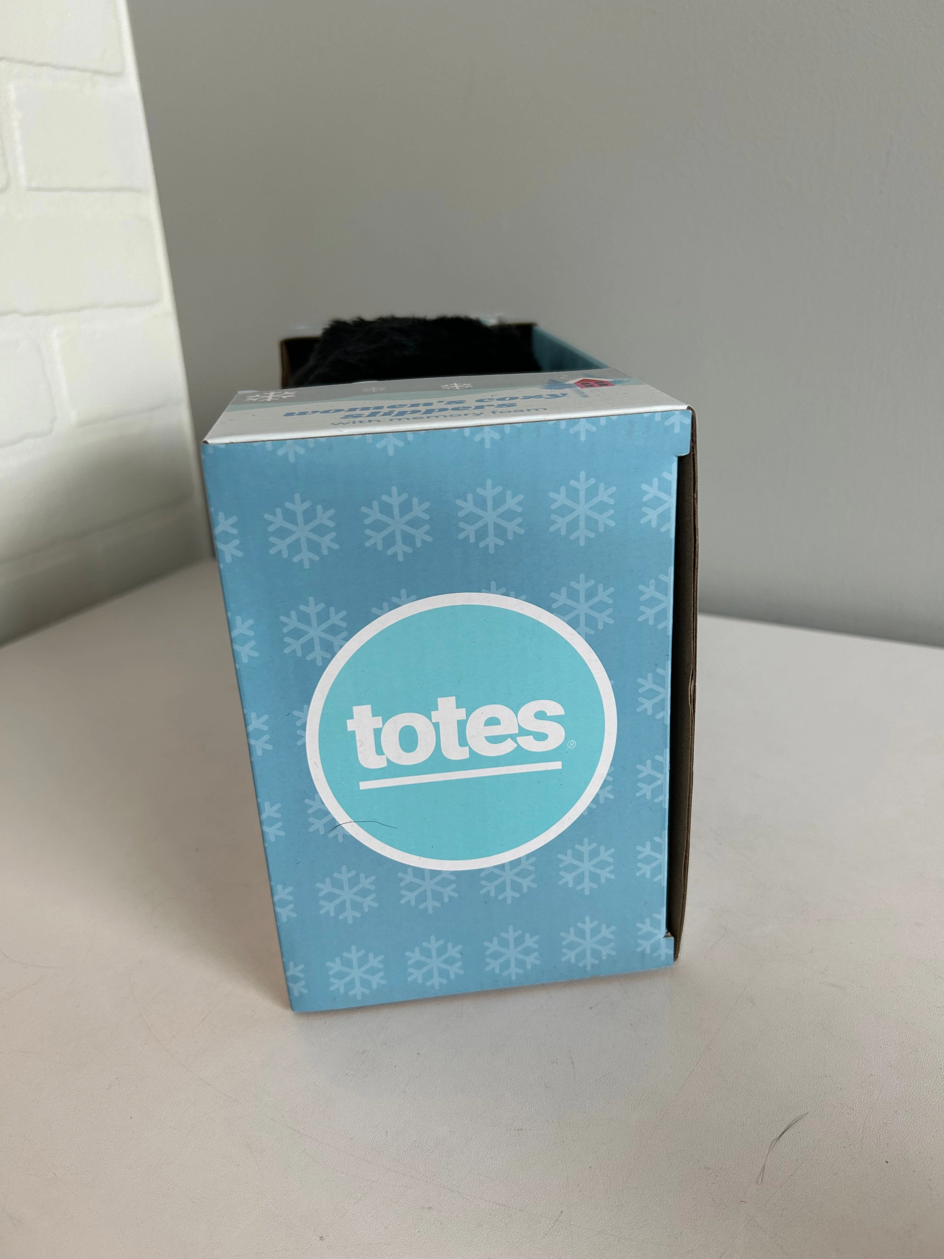 Straw Slippers Slippers By Totes In Black