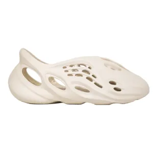 Yeezy Foam Runner, Sand Ferrari Sneakers