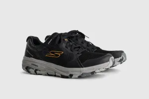 GO RUN TRAIL ALTITUDE - BLACK GREY Running Shoes With Spikes