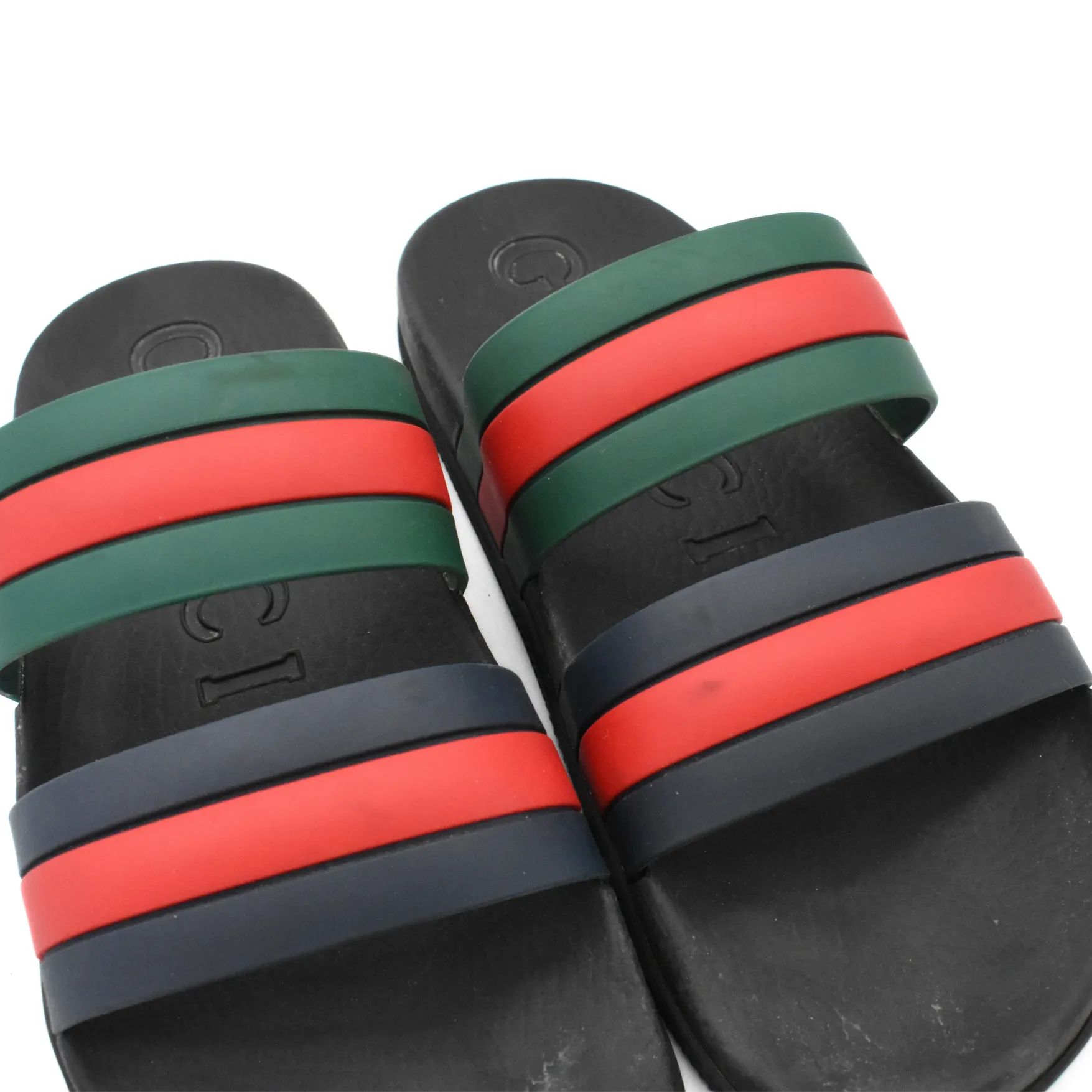 Gucci 'Agrado' Pool Slides - Men's 9 In Aruba