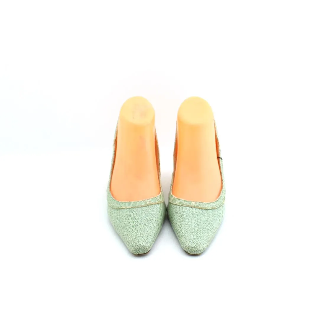 Selfish High Heels KAREN SCOTT .