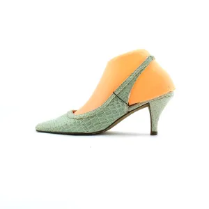 Dangling High Heels KAREN SCOTT .