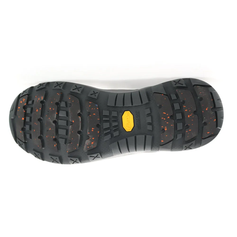 Vestrio Hiking Shoes