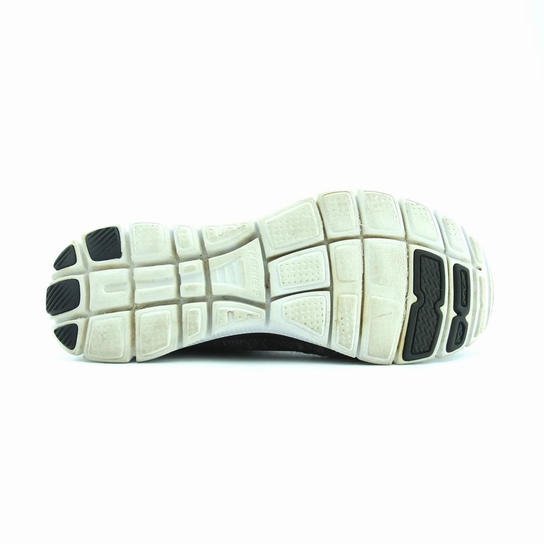 Running Shoes For Distance Runners SKECHERS LITE-WEIGHT