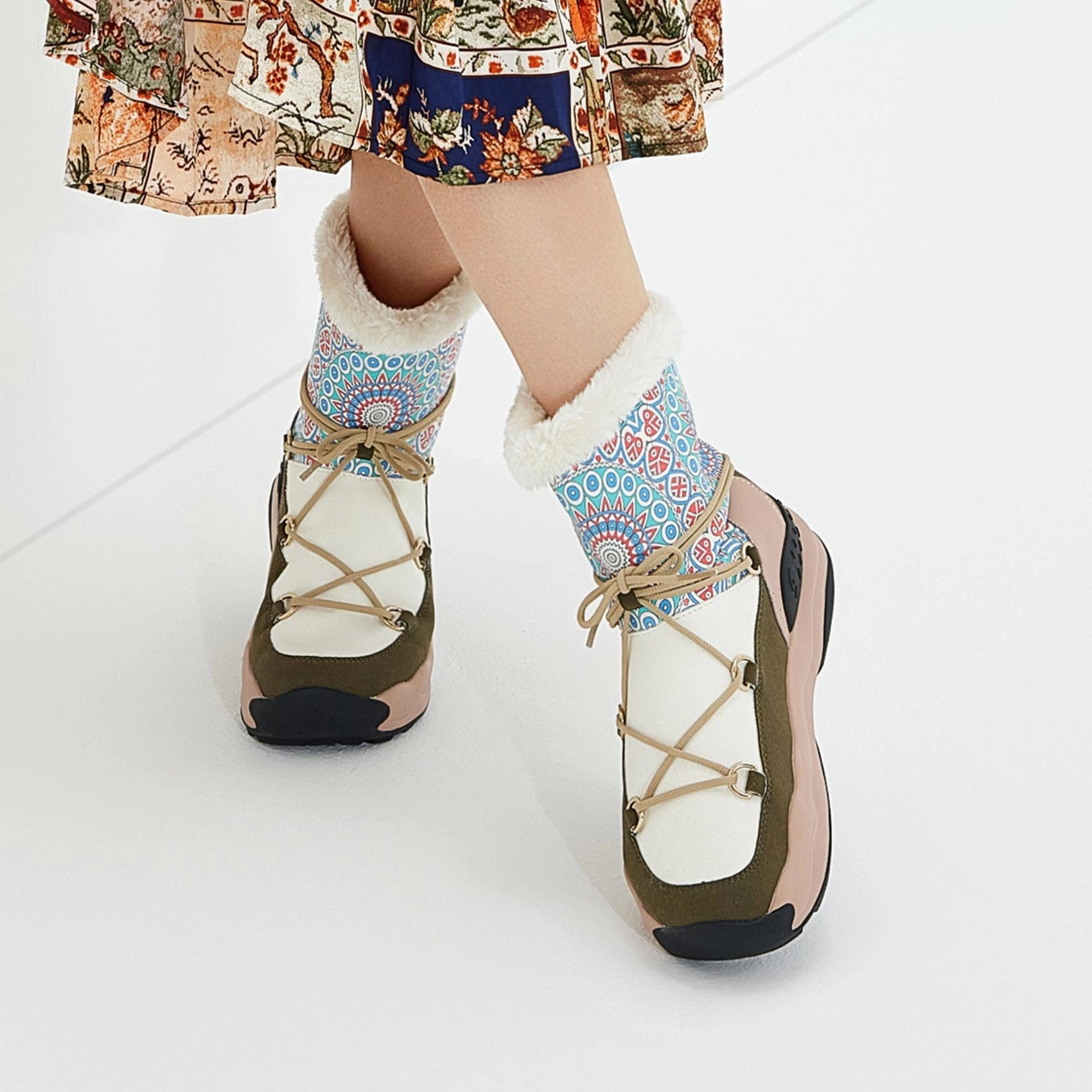 Kaleidoscope San Diego V Women Winter Chelsea Boots