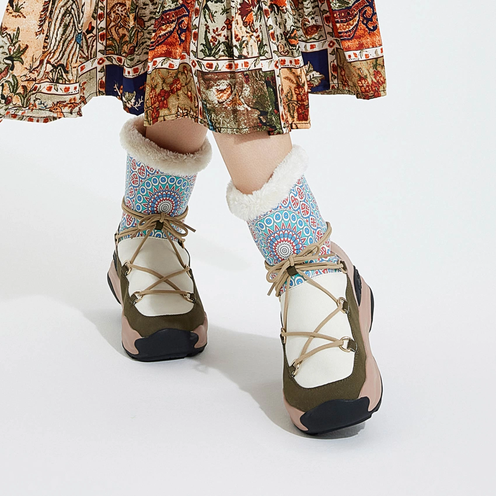 Womens Fluffy Boots Kaleidoscope San Diego V Women