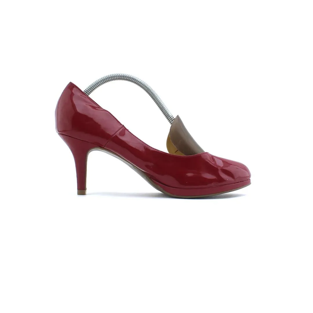 KELLY & KATIE . High Heel Decor