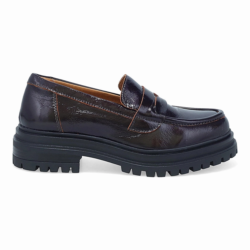Legend Chunky Platform Loafer Oxford Wear