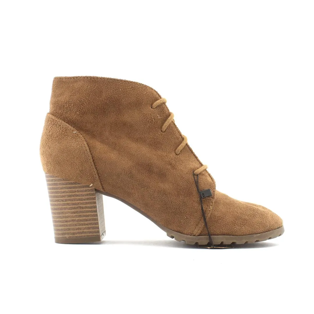 Futuristic High Heels MADDEN GIRL .