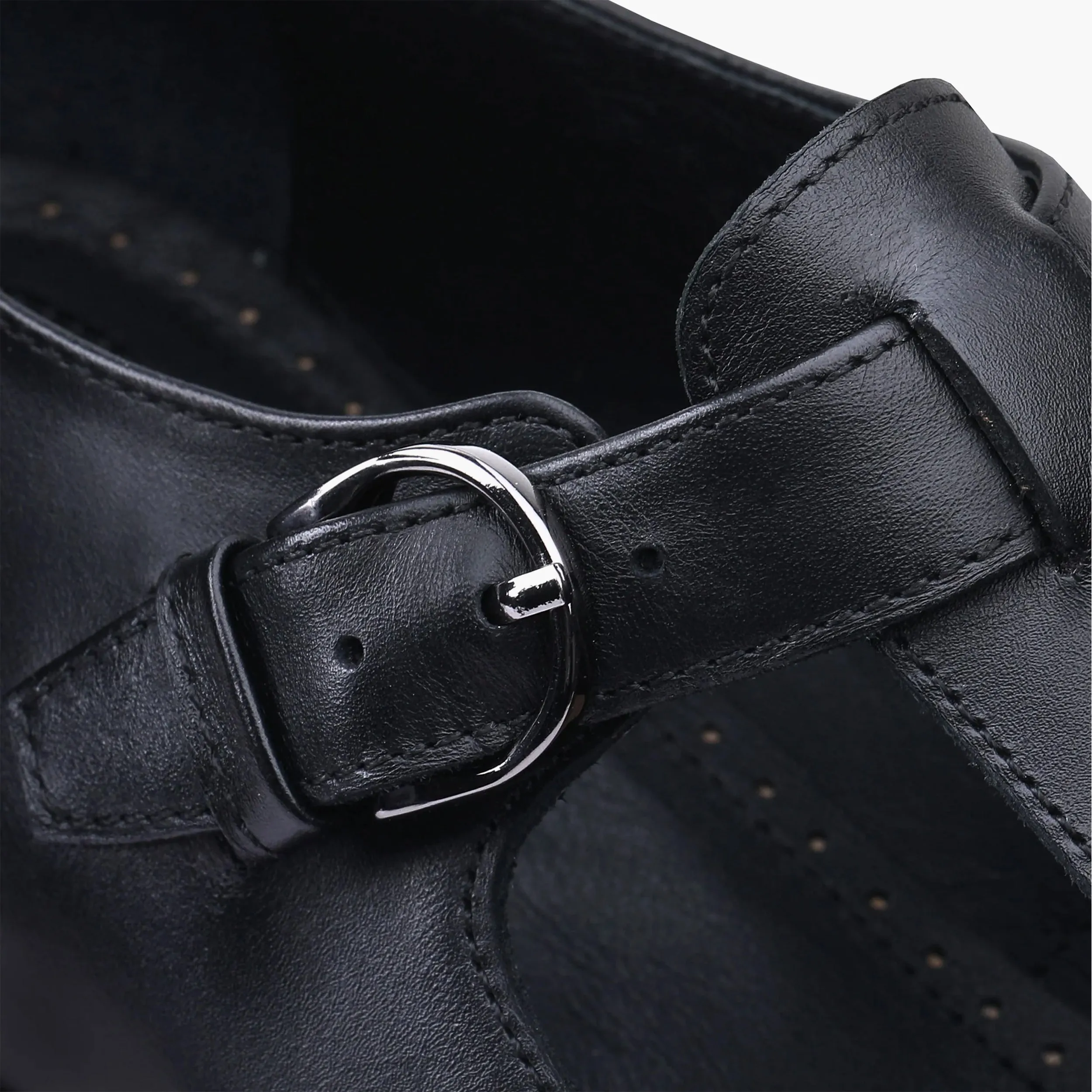 Men's Black Fisherman Sandal with Buckle Trending Sandals 2025