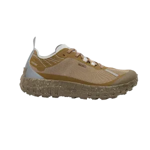 Trail Shoes On Concrete Men's Norda 001A