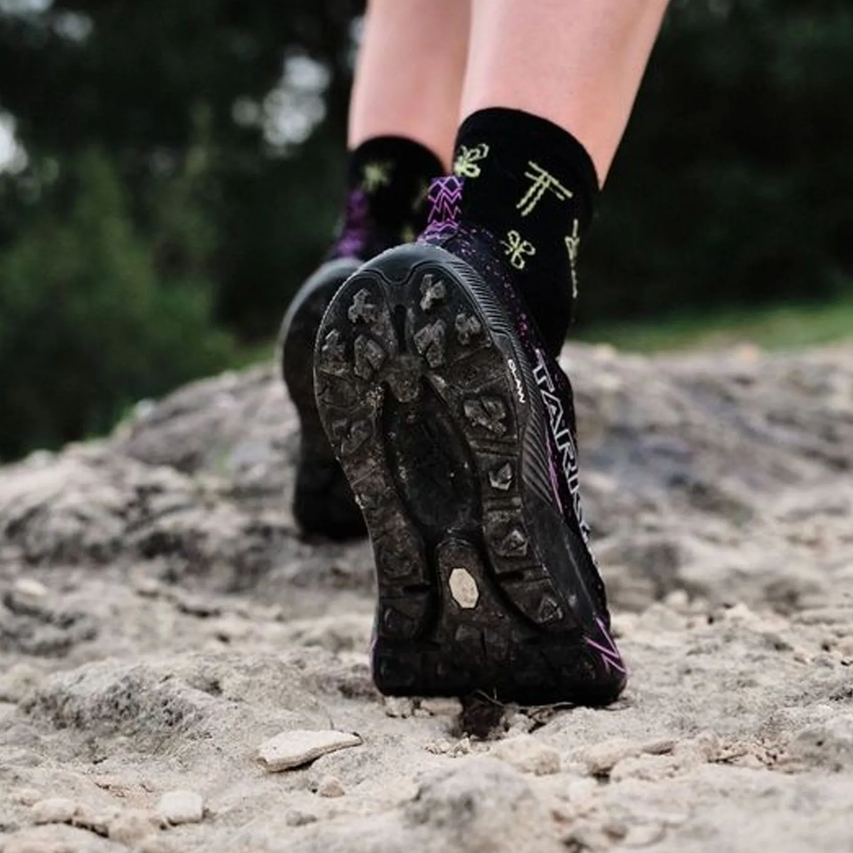 4e Trail Shoes Mens Tarkine Trail Devil 2