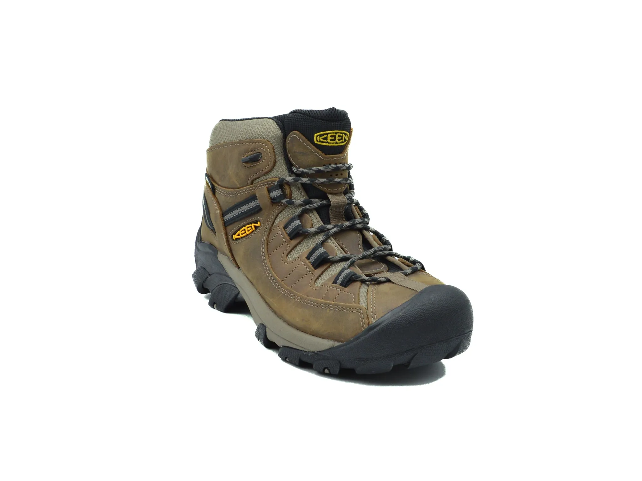 KEEN. TARGHEE II MID Hiking Boots Versus Hiking Shoes