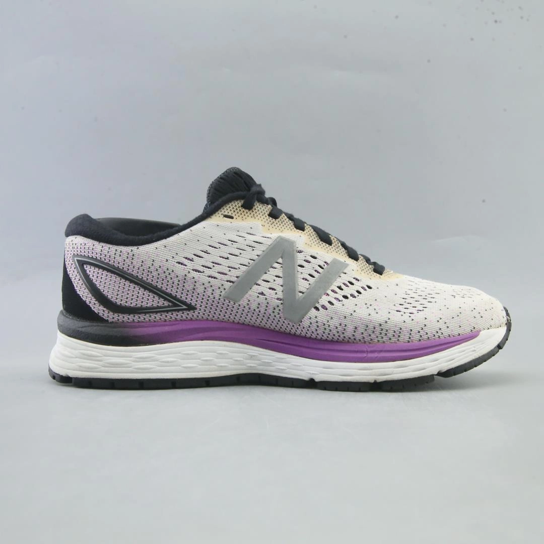 Popular Women's New Balance Shoes NEW BALANCE 880V9